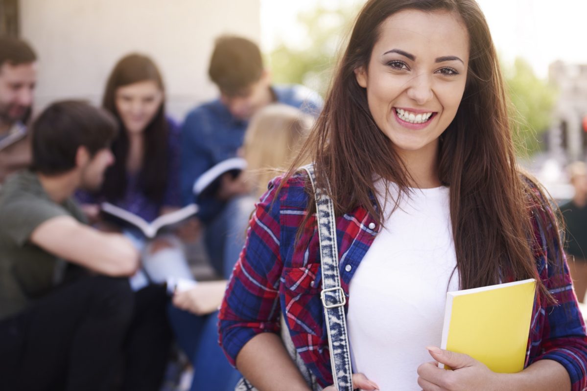 ¿Cuáles son los requisitos para convertirse en estudiante en Canadá?